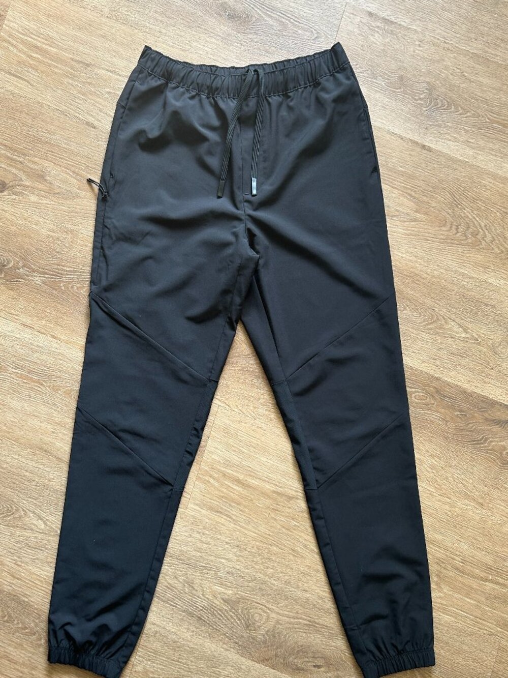 NWOT Gap Fit Women's Joggers Size Medium